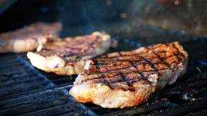 108. Qual o ensinamento da Igreja sobre jejuar e abster-se de carne?