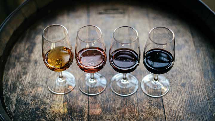 Deus, o vinho e as Sagradas Escrituras